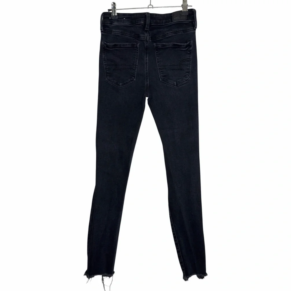 American Eagle Hi Rise Jeggings Black‎ Distressed Raw Hem Pockets Grunge Emo 4 - Picture 2 of 7
